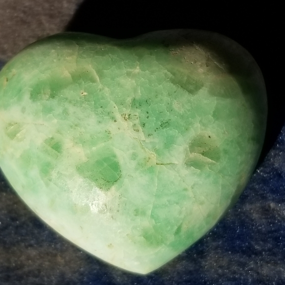 Rare Natural Green Moonstone hearts - Picture 6 of 9